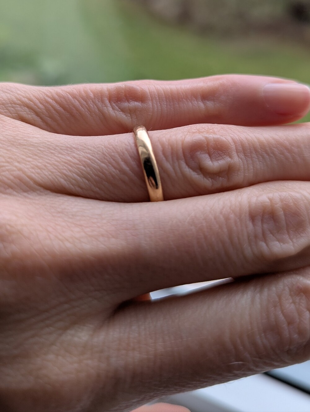 Solid 18 K Gold Classic Gold Band Ring (Size 6)